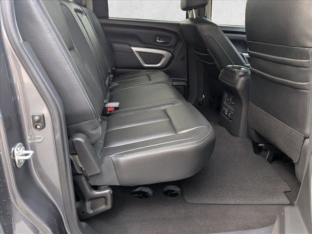 Used 2020 Nissan Titan SL w/ Moonroof Package image 18
