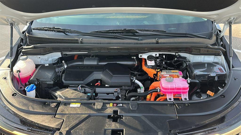 Used 2026 Kia Carnival EX FWD image 3