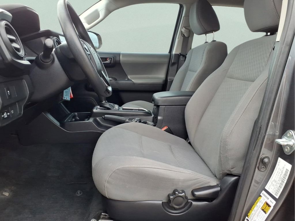 Used 2021 Toyota Tacoma SR w/ SR Convenience Package RWD image 9