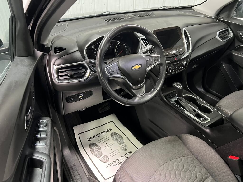 Used 2018 Chevrolet Equinox LT w/ Sun & Infotainment Package image 6