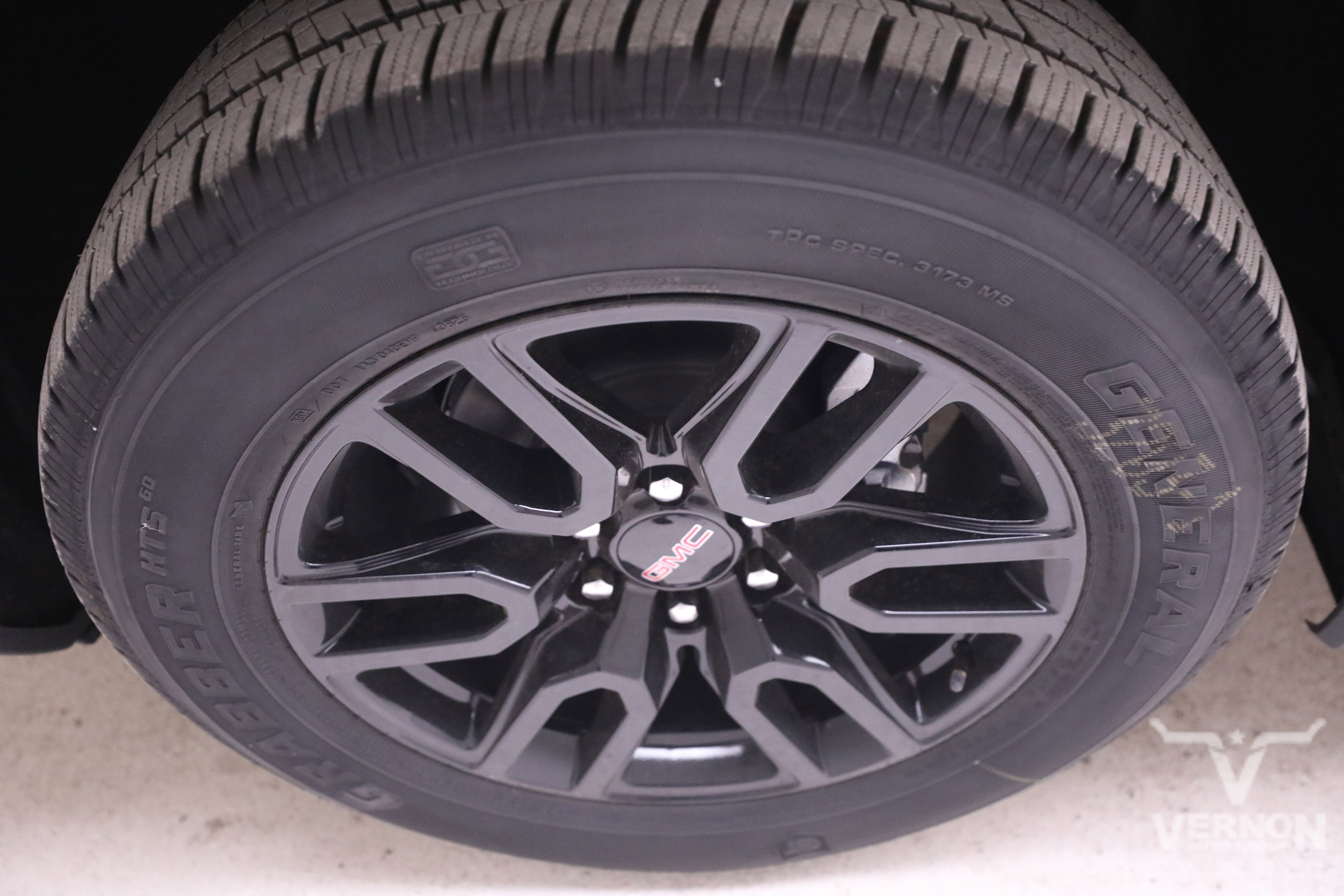 New 2026 GMC Sierra 1500 Pro w/ Graphite Edition image 33