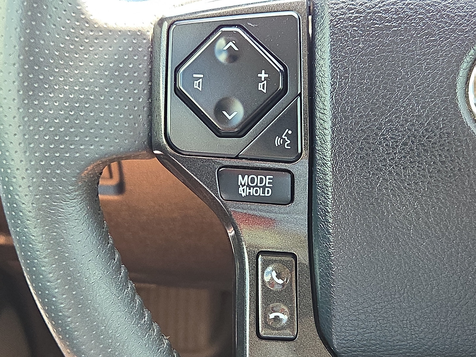 Used 2022 Toyota 4Runner TRD Off-Road Premium w/ Moonroof Package AWD/4WD image 21