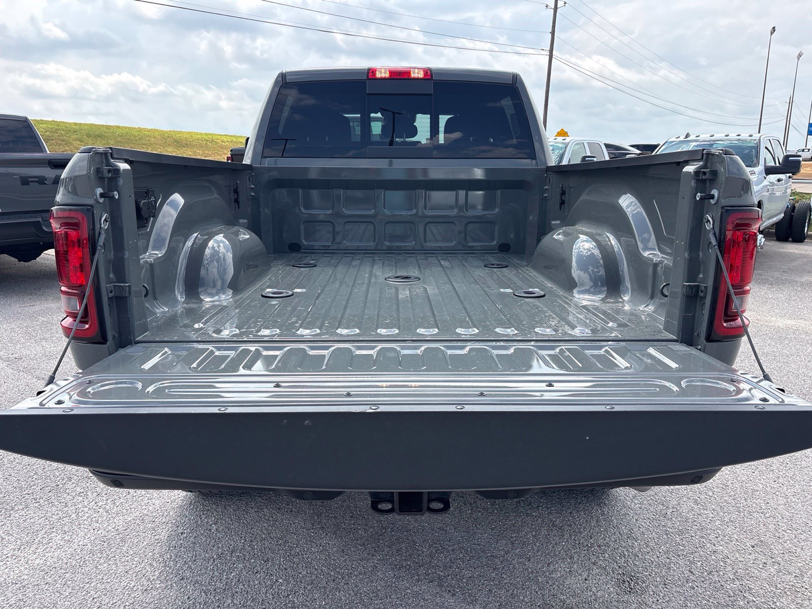 New 2026 RAM 2500 Tradesman AWD/4WD image 28