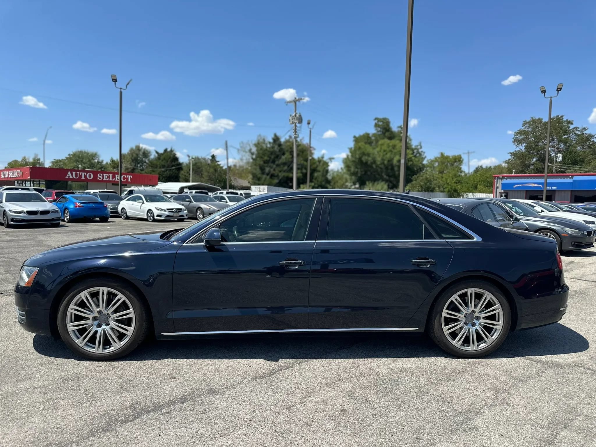 Used 2013 Audi A8 L 4.0T AWD/4WD image 9