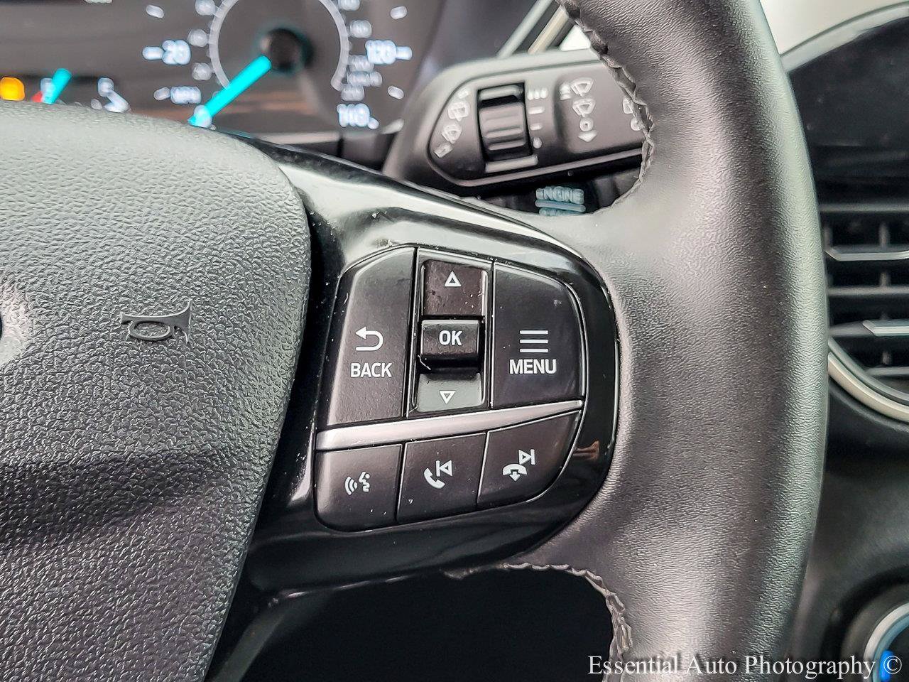 Used 2022 Ford Escape SEL FWD image 16