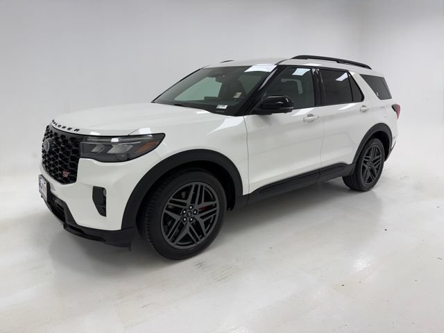 Used 2025 Ford Explorer ST RWD image 5