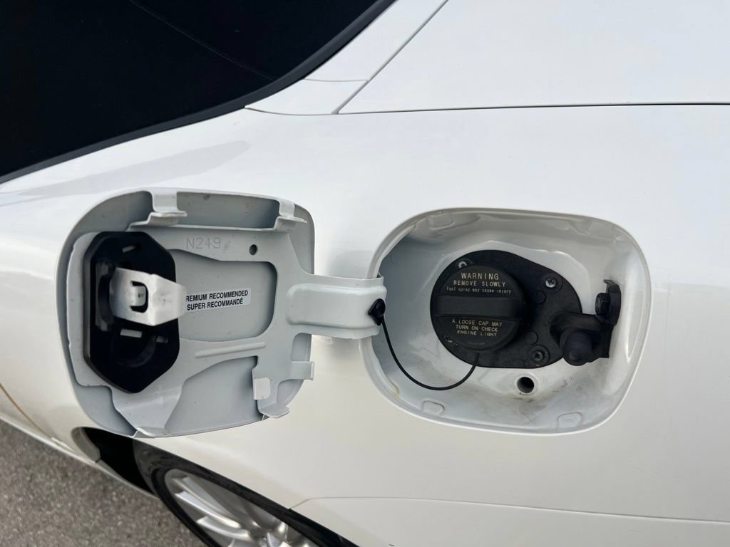 Used 2018 FIAT 124 Spider Classica w/ Technology Group RWD image 17