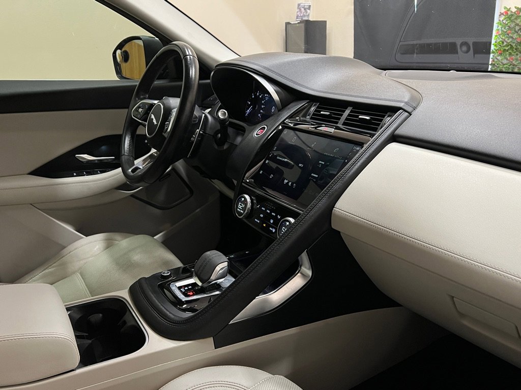 Used 2021 Jaguar E-PACE image 15