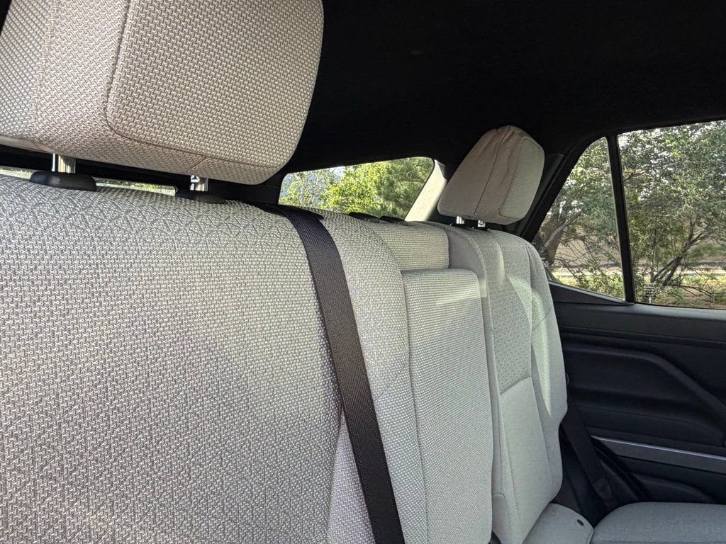 Used 2025 Toyota 4Runner SR5 AWD/4WD image 16