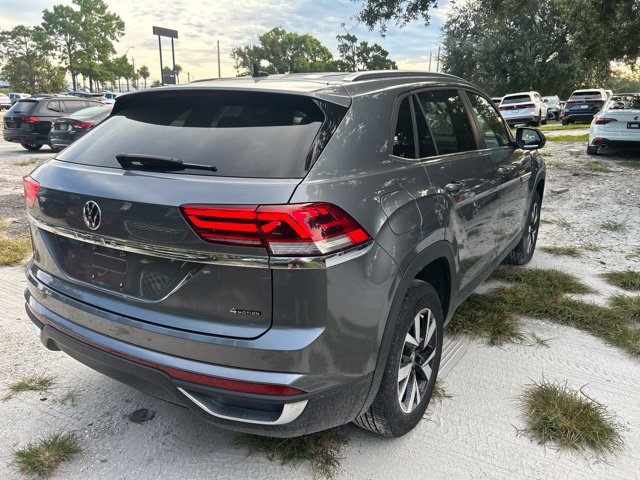 Used 2023 Volkswagen Atlas Cross Sport SE AWD/4WD image 4
