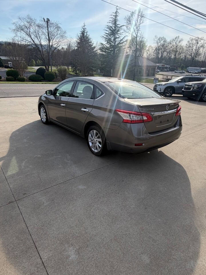 Used 2015 Nissan Sentra SV w/ Style Package image 4