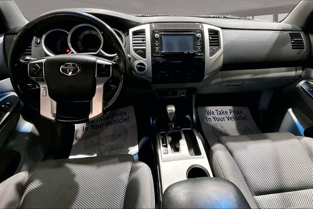 Used 2015 Toyota Tacoma 4x4 Double Cab w/ TRD Sport Package image 13