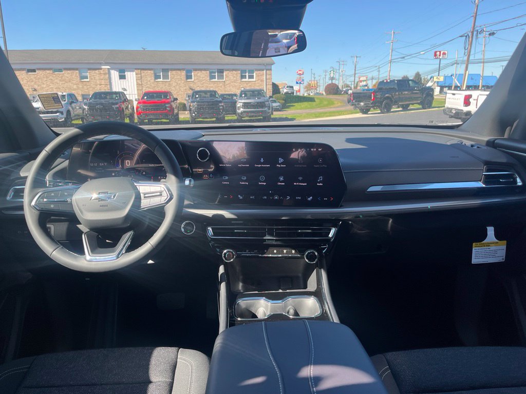 New 2027 Chevrolet Traverse LT w/ Midnight/Sport Edition FWD image 29