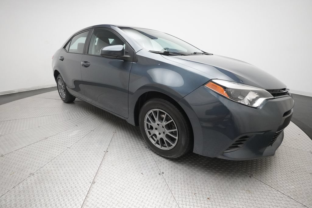 Used 2016 Toyota Corolla LE FWD image 35