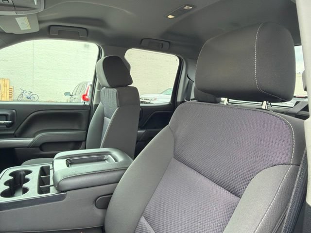 Used 2018 Chevrolet Silverado 1500 LT AWD/4WD image 11