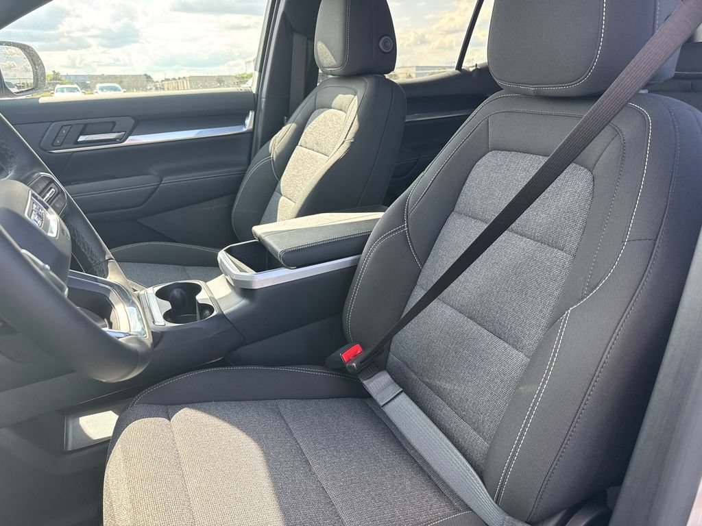 New 2027 GMC Terrain Elevation w/ Technology Package II AWD/4WD image 17