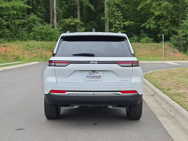 New 2026 Jeep Grand Cherokee Laredo X RWD image 12