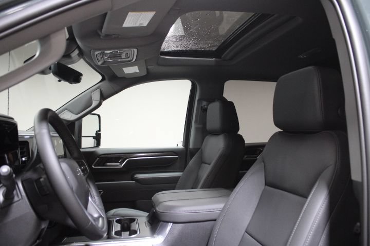 New 2026 Chevrolet Silverado 2500 LTZ w/ LTZ Plus Package AWD/4WD image 4