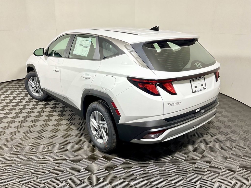 New 2026 Hyundai Tucson SE image 10