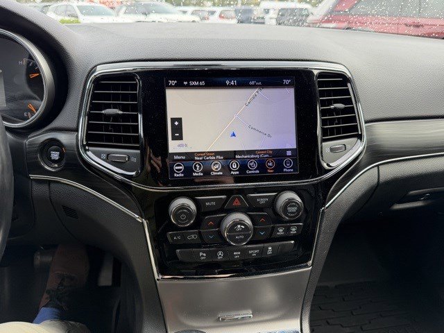 Used 2019 Jeep Grand Cherokee Limited w/ Trailer Tow Group IV image 18