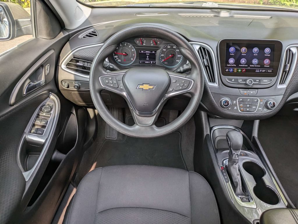 Used 2024 Chevrolet Malibu LT FWD image 15
