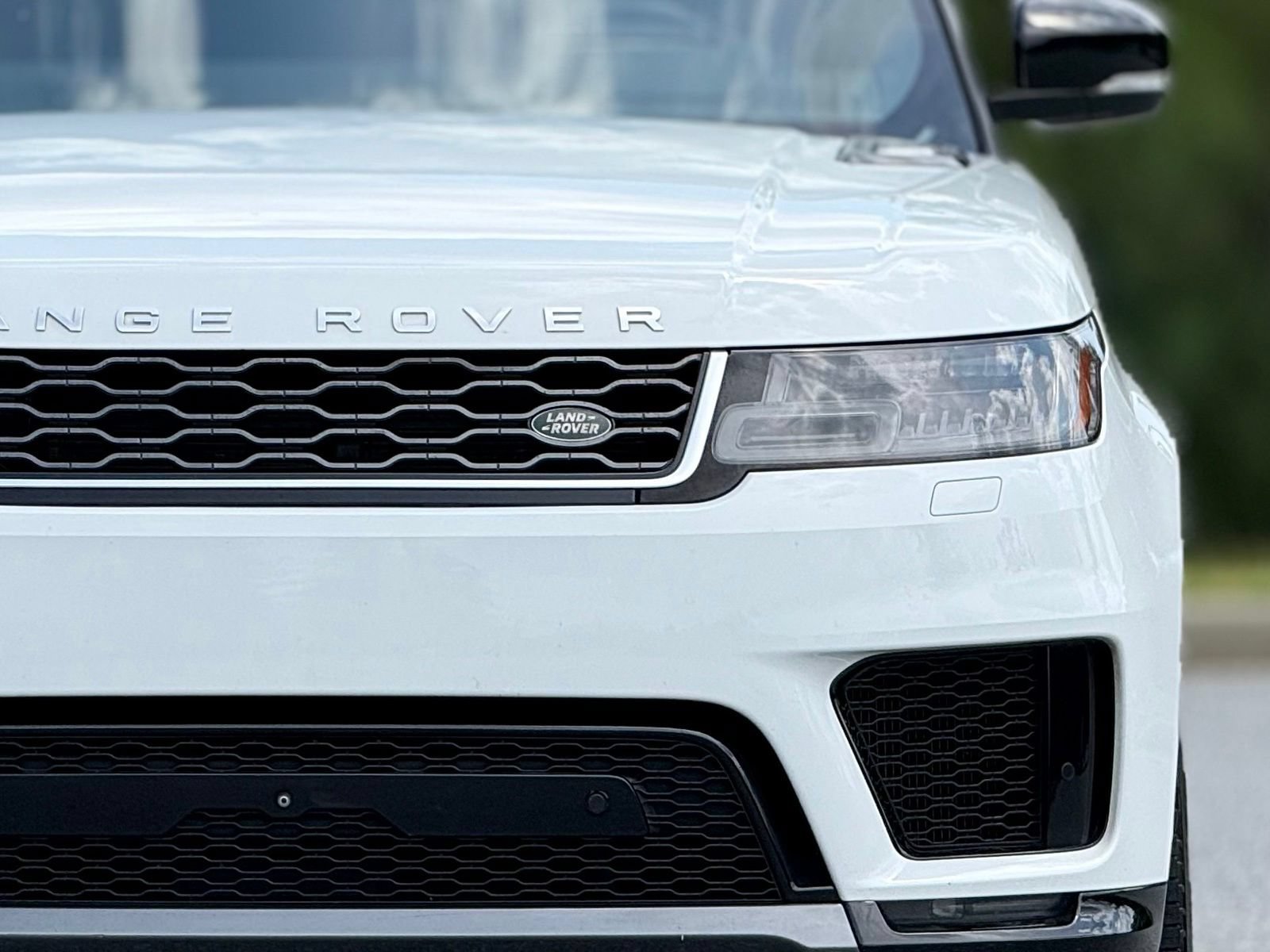Used 2018 Land Rover Range Rover Sport HSE AWD/4WD image 15