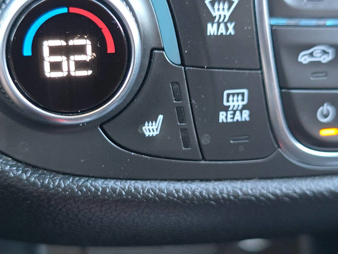 Used 2019 Chevrolet Equinox LT image 4