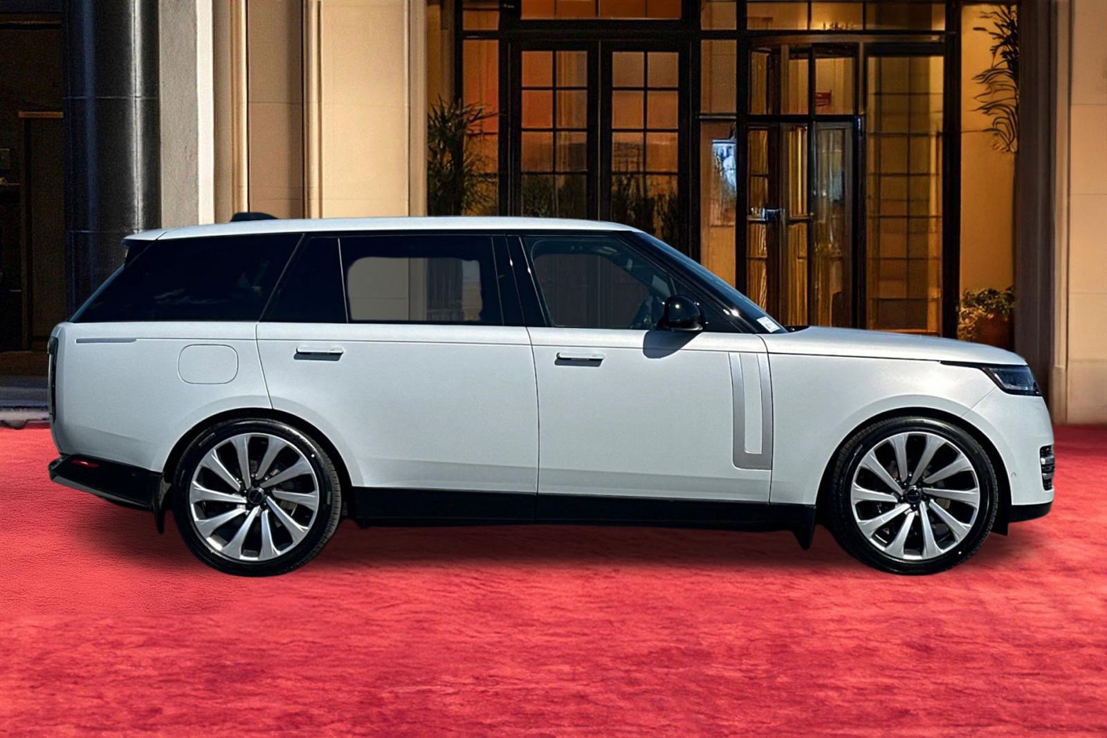 New 2026 Land Rover Range Rover Long Wheelbase Autobiography image 7