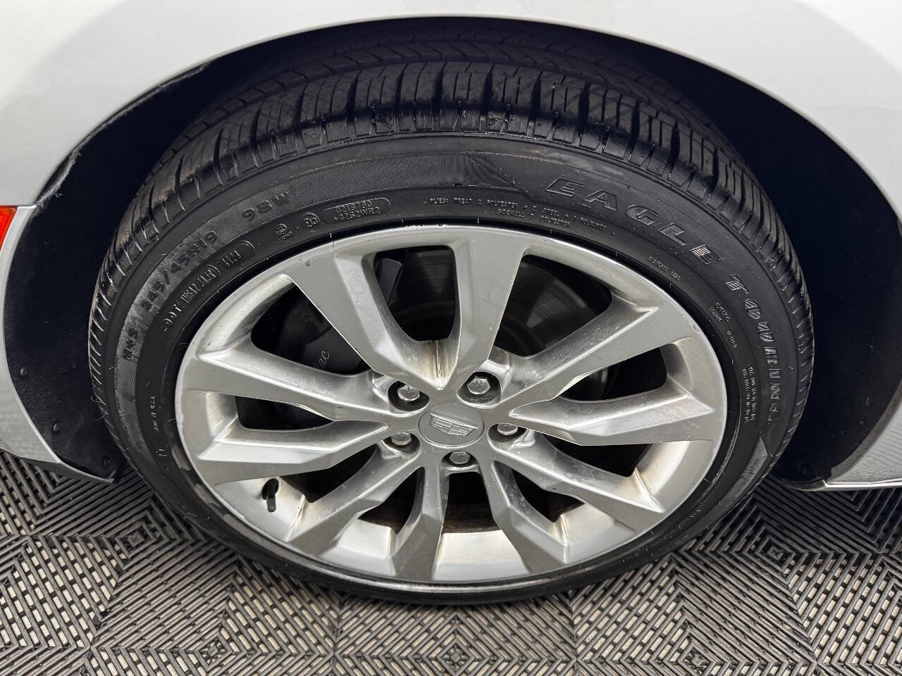 Used 2017 Cadillac XTS Luxury image 19