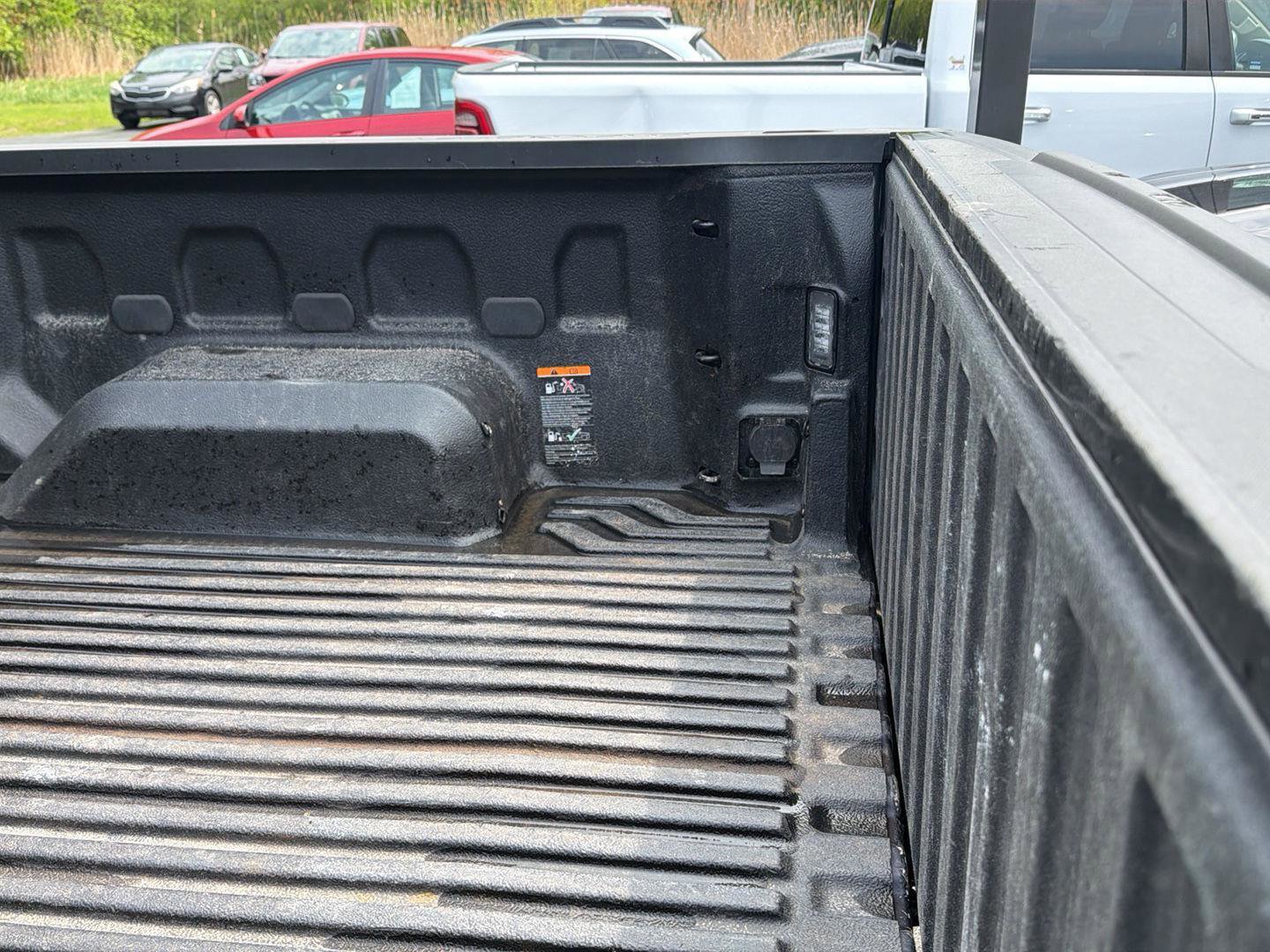 Used 2023 Chevrolet Silverado 1500 RST w/ Z71 Off-Road Package AWD/4WD image 9