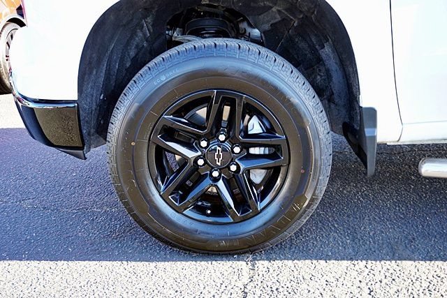 Used 2024 Chevrolet Silverado 1500 Custom Trail Boss AWD/4WD image 14