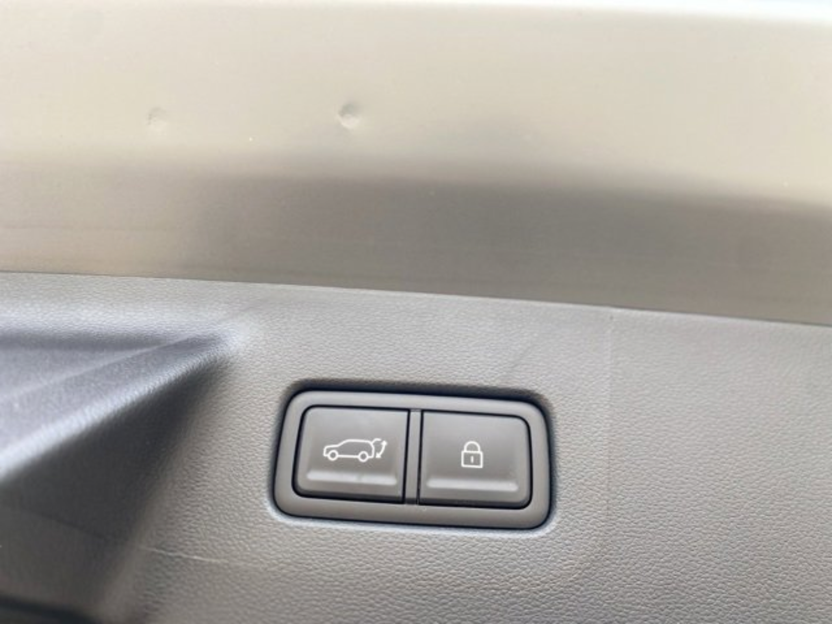 Used 2025 Hyundai Santa Fe SEL FWD image 43