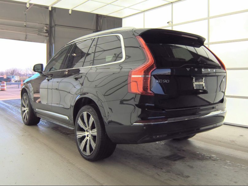 Used 2024 Volvo XC90 T8 Ultimate w/ Protection Package Premier image 16