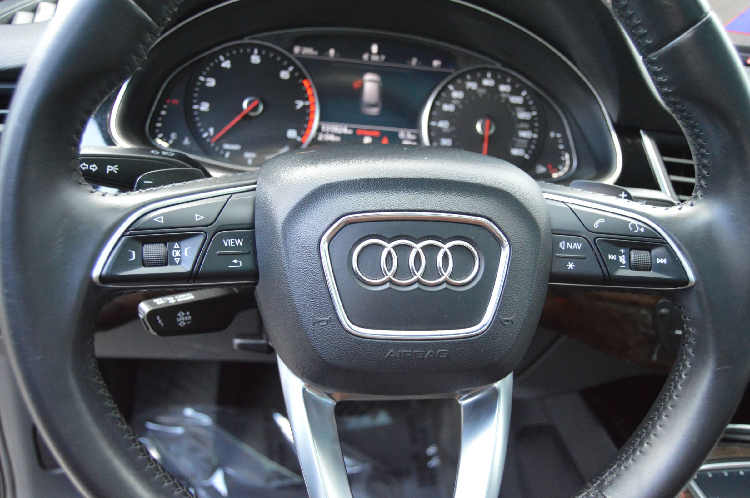Used 2017 Audi Q7 3.0T Premium AWD/4WD image 13