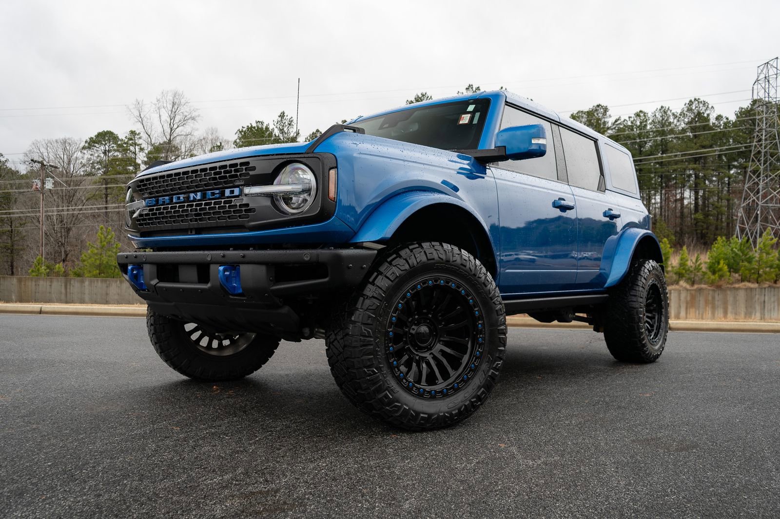 Used 2024 Ford Bronco Badlands image 5