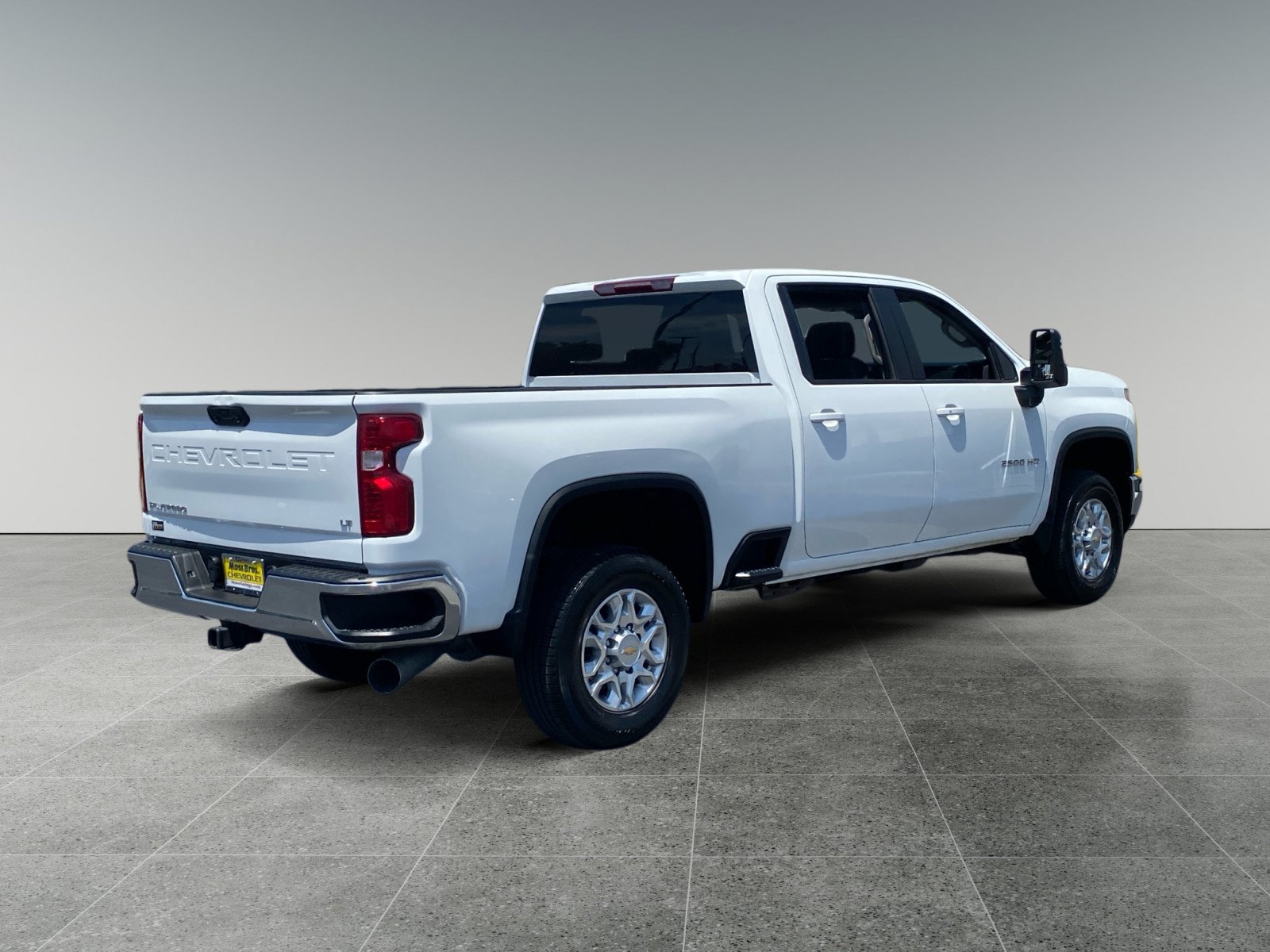 Used 2024 Chevrolet Silverado 2500 LT AWD/4WD image 5