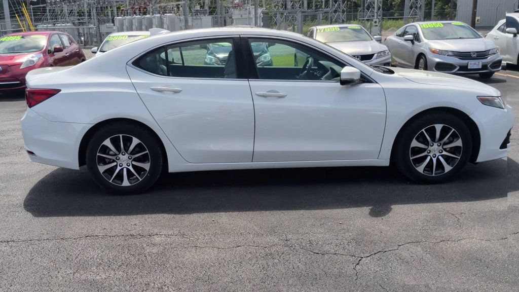Used 2015 Acura TLX w/ Technology Package FWD image 9