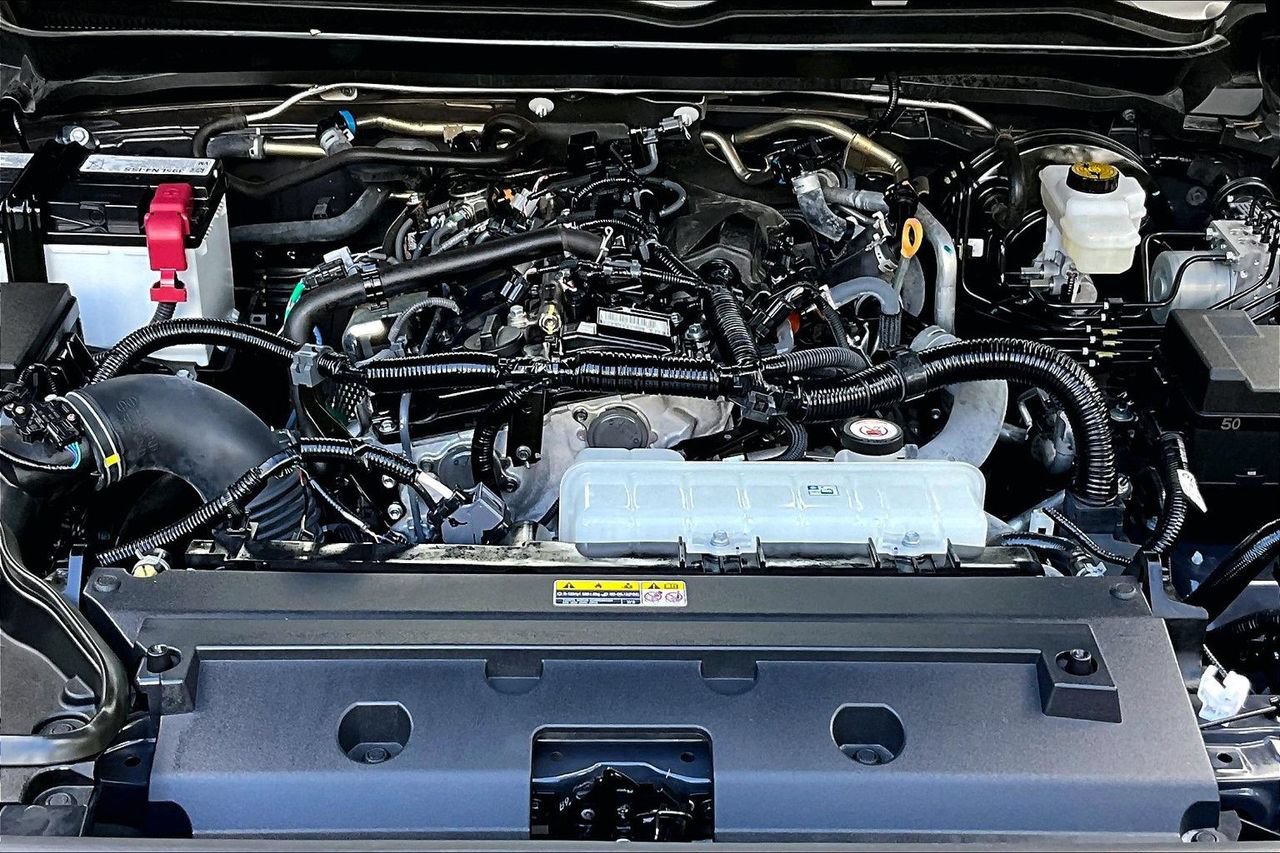 Used 2025 Toyota Tacoma SR5 RWD image 29