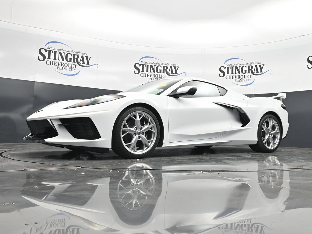 Used 2020 Chevrolet Corvette Stingray Coupe w/ 1LT RWD image 28