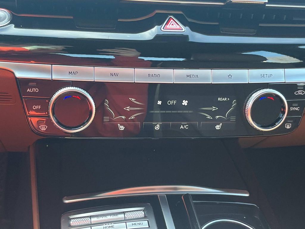 Used 2023 Genesis G80 2.5T image 18