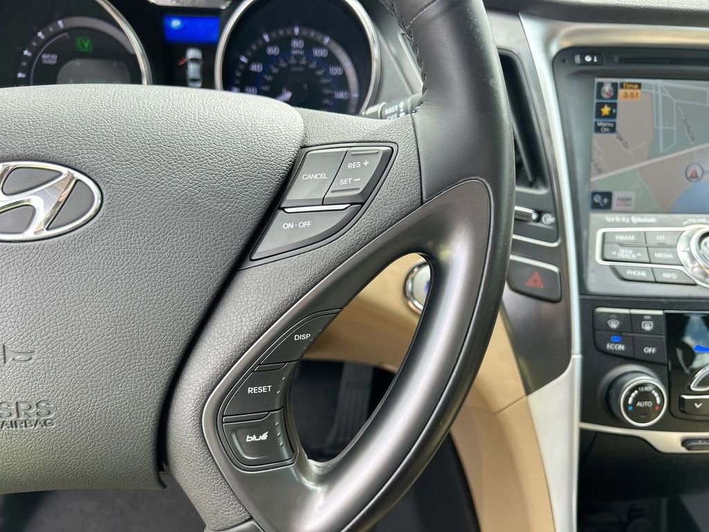 Used 2015 Hyundai Sonata Limited w/ Option Group 02 image 31