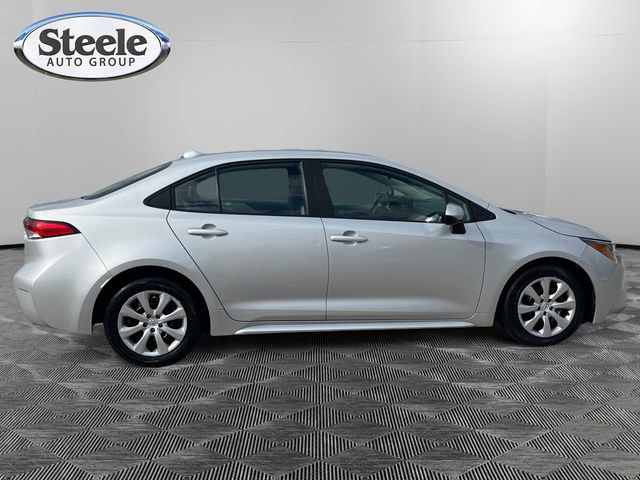 Used 2023 Toyota Corolla LE image 6