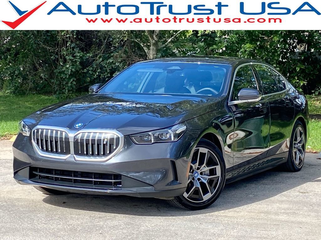 Used 2025 BMW i5 eDrive40i w/ Premium Package