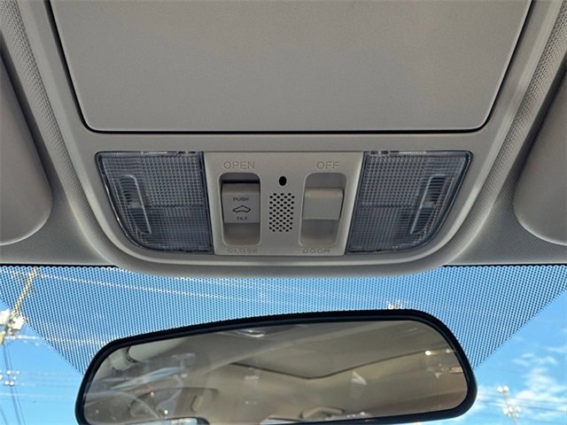 Used 2012 Honda CR-V EX-L image 18