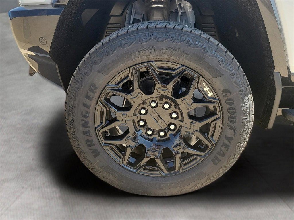 New 2025 GMC Hummer EV 2X image 25