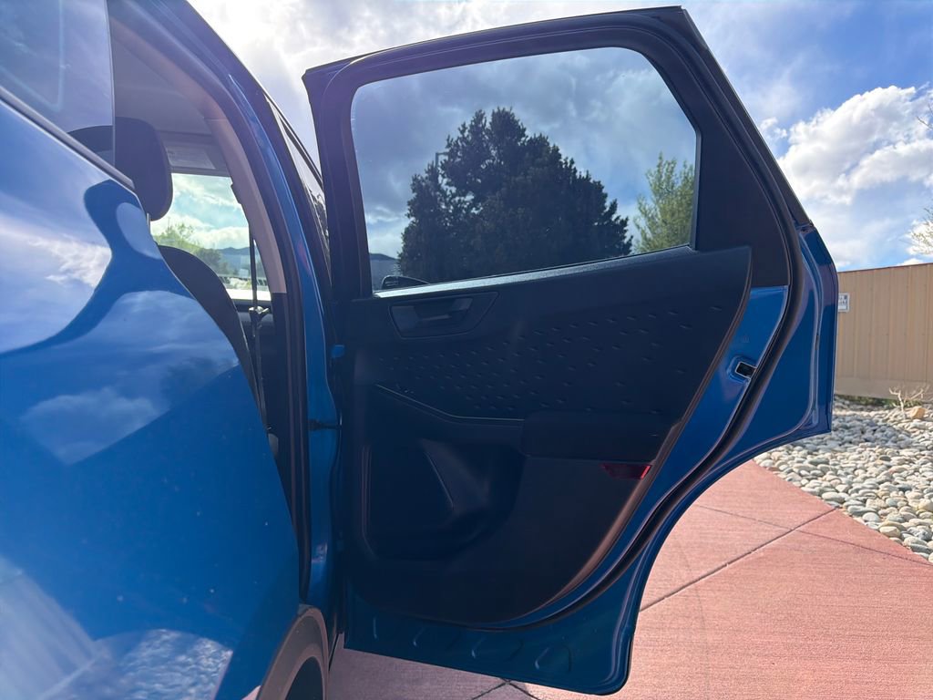 Used 2020 Ford Escape S image 24
