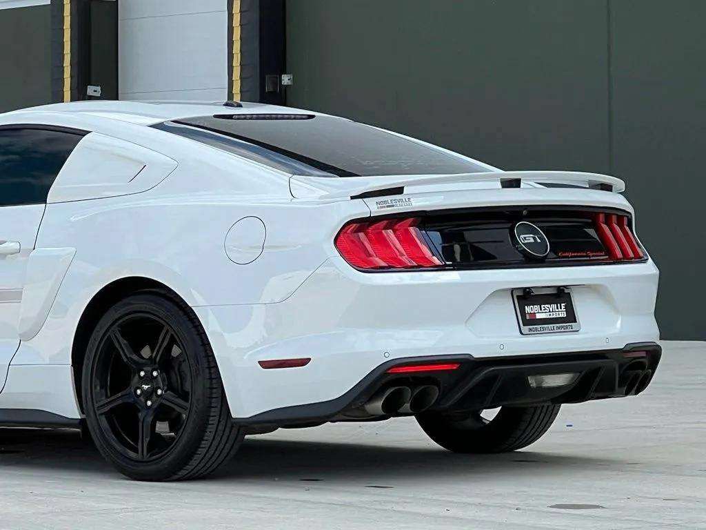 Used 2019 Ford Mustang GT Premium w/ Equipment Group 401A RWD image 27