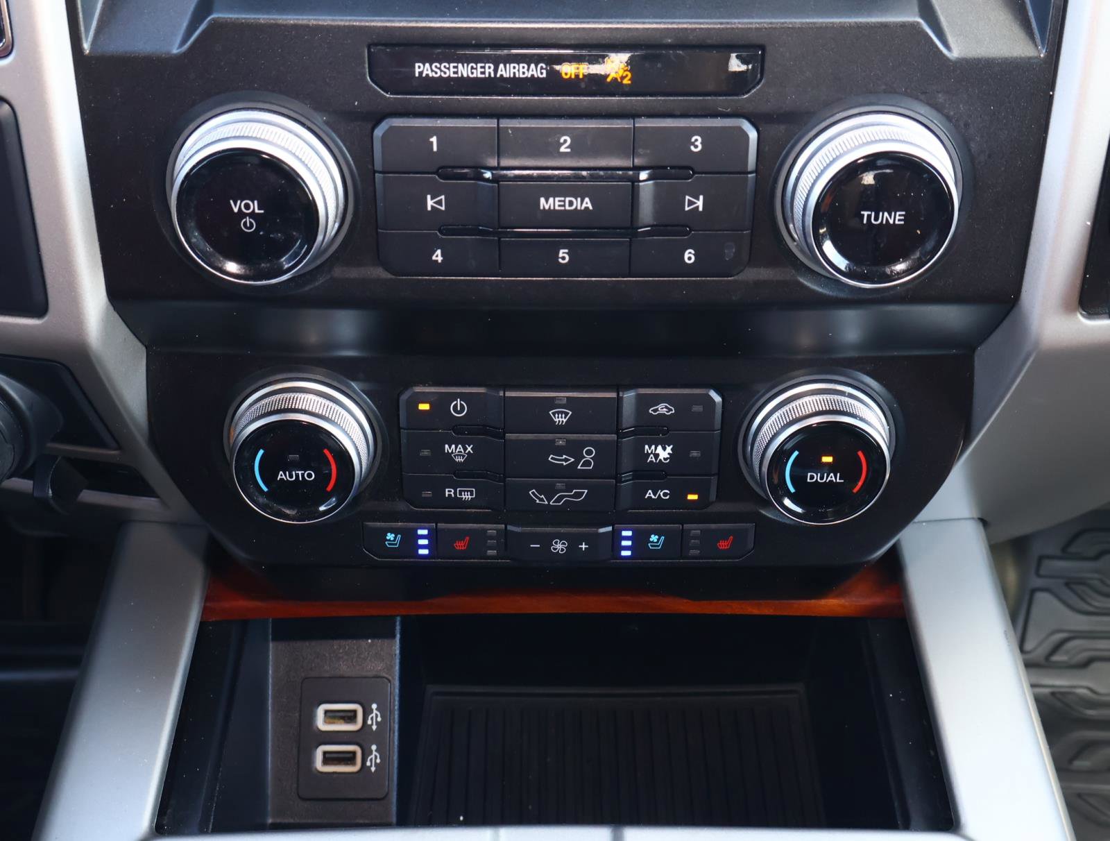 Used 2020 Ford F150 King Ranch w/ Equipment Group 601A Luxury image 32