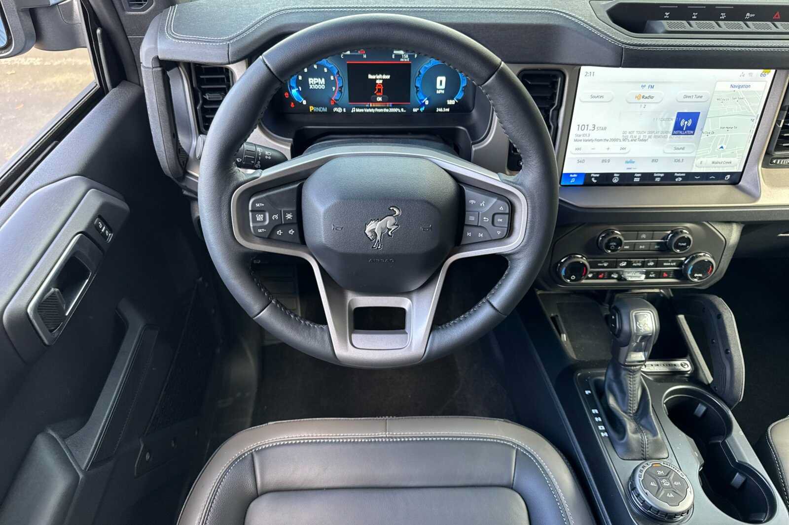 New 2025 Ford Bronco Outer Banks w/ Sasquatch Package AWD/4WD image 11