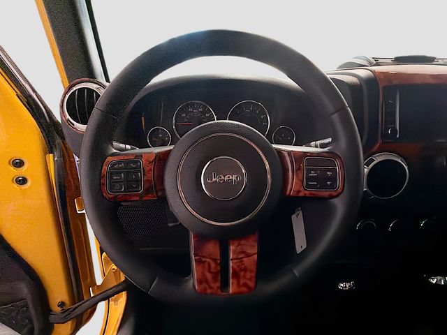Used 2015 Jeep Wrangler Sahara w/ Dual Top Group AWD/4WD image 10